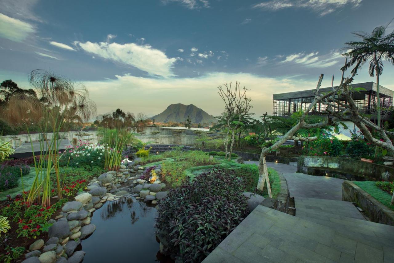 Sunsetfalls Gardens&Resort Magelang Exterior foto