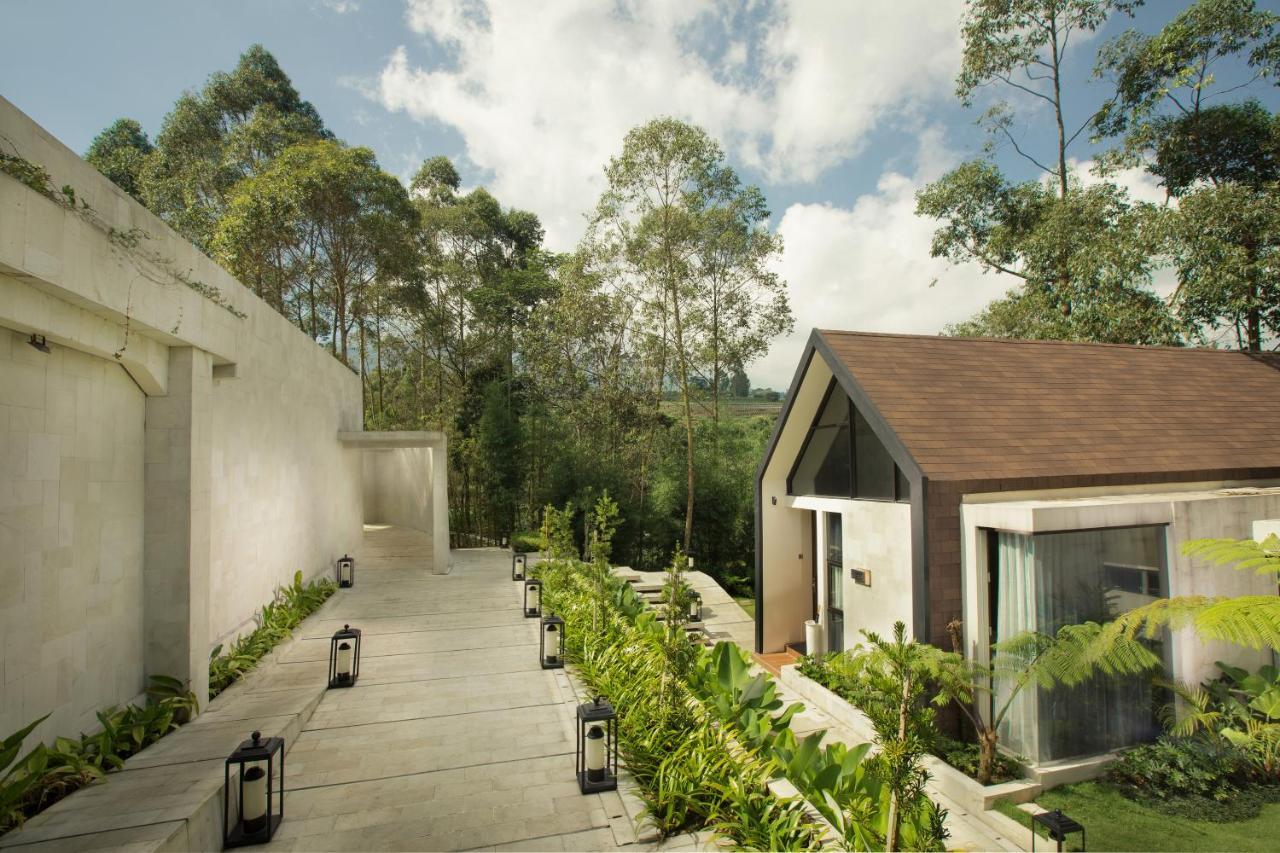Sunsetfalls Gardens&Resort Magelang Exterior foto